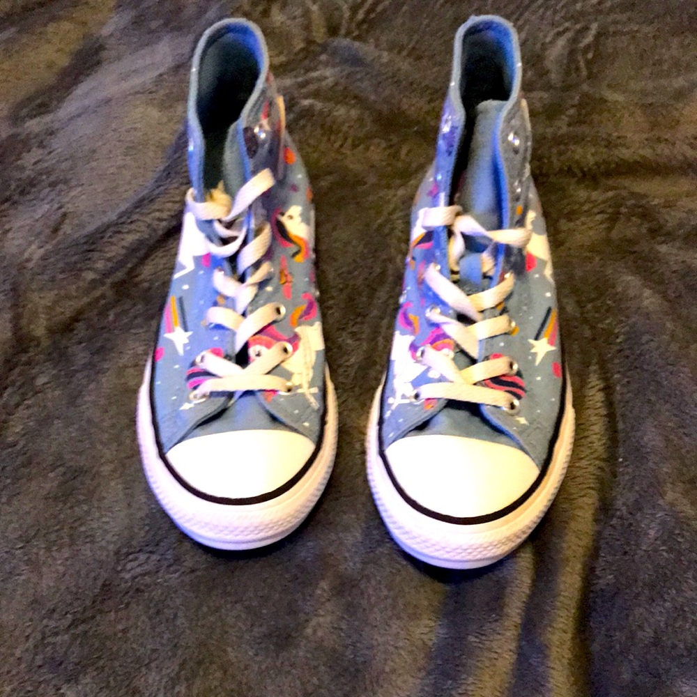 Youth Unicorn Converse Size 3